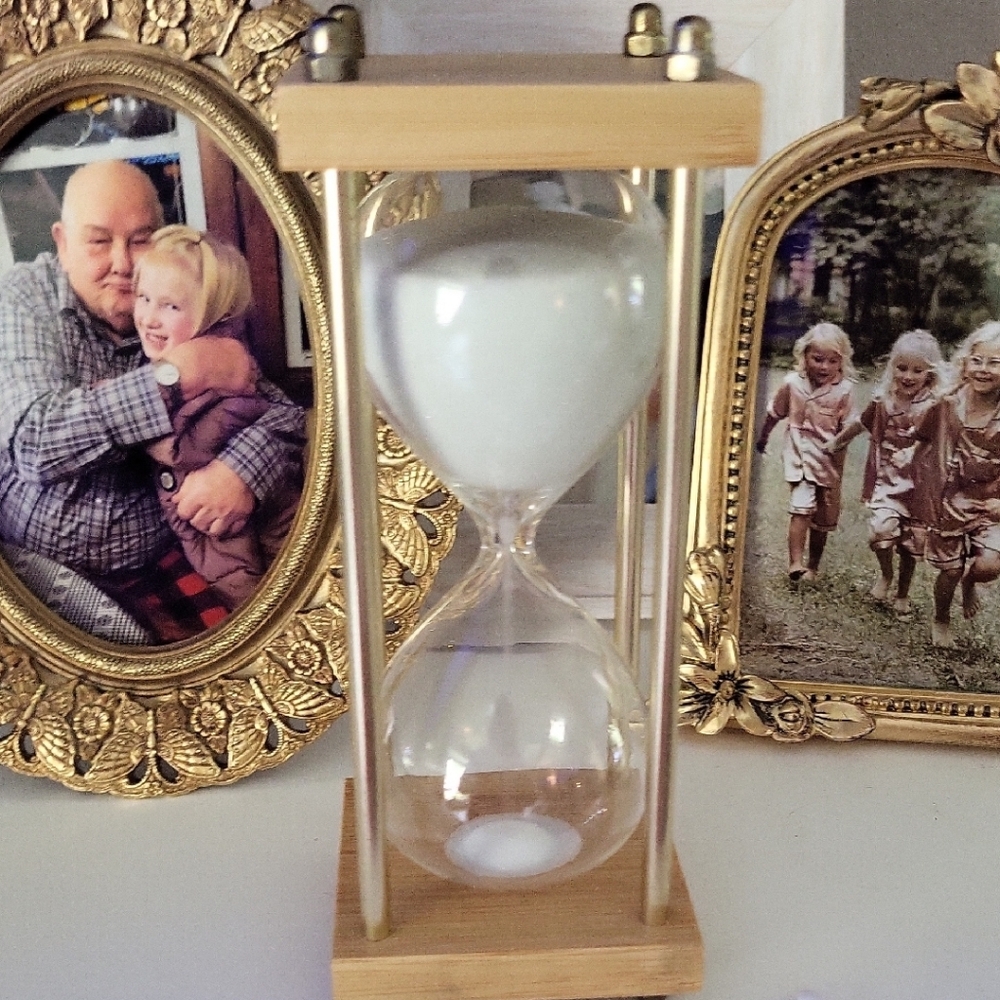 Elegant Wooden Hourglass with White Sand
